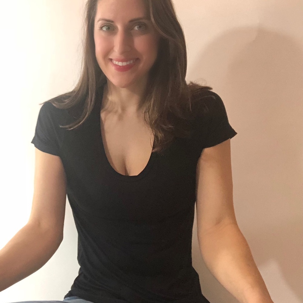 SCOOP NECK TEE - BLACK - NWT